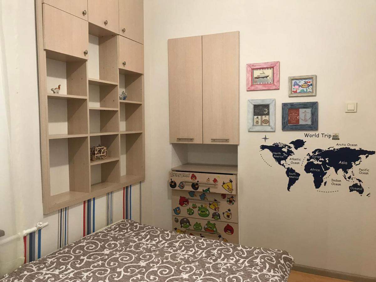 Apartment Near Deribasovskaya Одеса Екстериор снимка